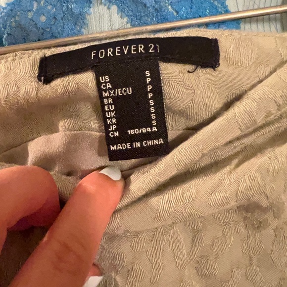 forever 21 sage green skirt - Picture 4 of 4